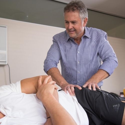 Dr.-David-Steven-Chiropractor-performing-adjustment.jpg