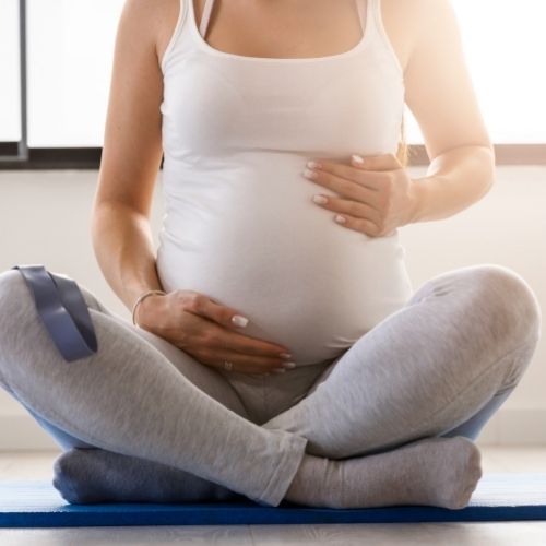 Pregnant women in chiropractic clinic
